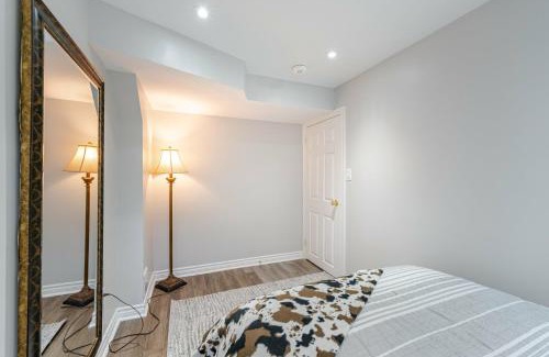 Brampton Apartment | Lovely Cozy Apartment