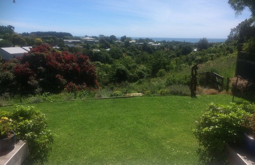 Oakura House | Lovely Family Home in Oakura, Taranaki.