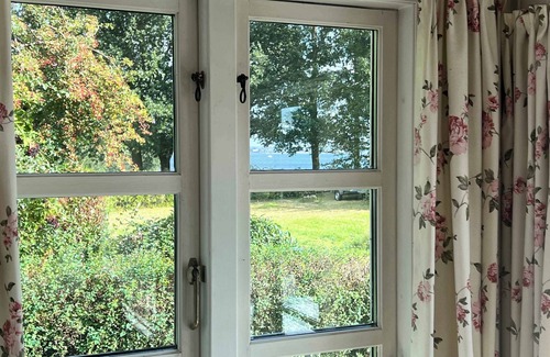 Kirke Hyllinge House | Lovely holiday home with a view of the water