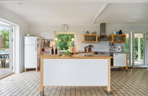 Sandvig House | Lovely home in Allinge with kitchen