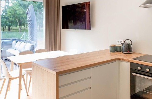 Stepnica House | Lovely home in Czarnocin with WiFi