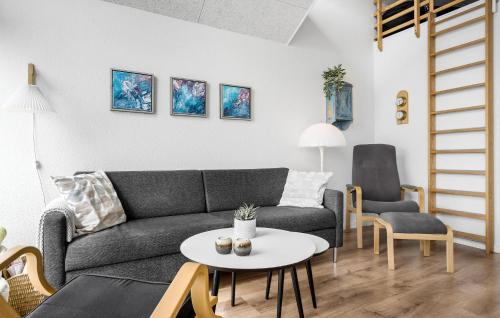 Sjaelborg House | Lovely Home In Esbjerg V With Wifi
