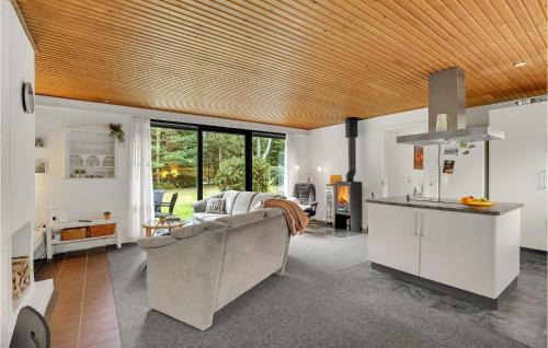 Hojslev House | Lovely Home In Højslev With Wifi