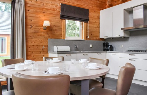 Heel House | Lovely home in HEEL with house sea view