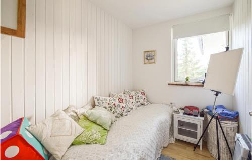 Juelsminde House | Lovely Home In Juelsminde With Kitchen