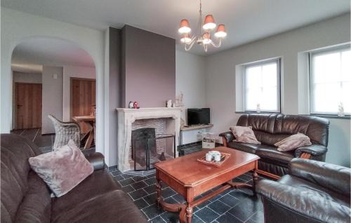 Knesselare House | Lovely Home In Knesselare With Wifi