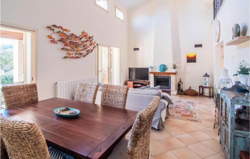 Cala Mesquida House | Lovely Home In Mallorca With Wifi
