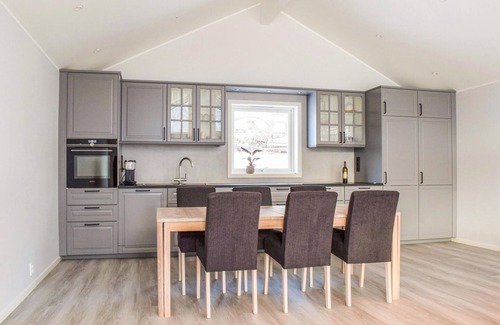 Masfjorden House | Lovely home in Masfjordnes with WiFi