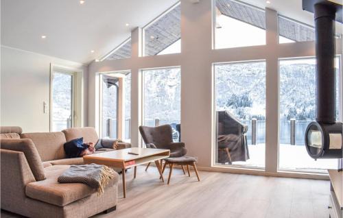 Masfjorden House | Lovely Home In Masfjordnes With Wifi