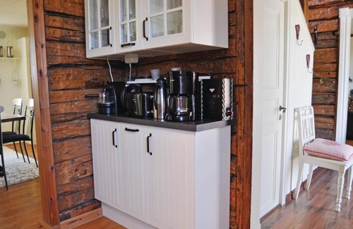 Mellerud House | Lovely home in Mellerud with kitchen