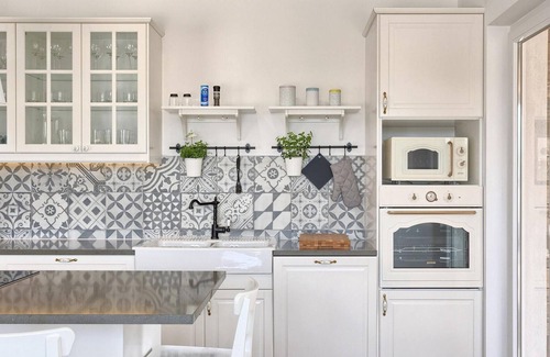 Rosini House | Lovely home in Porec with sauna