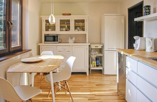 Wronki House | Lovely home in Wronki with sauna