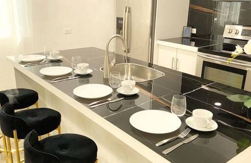 Puerto Cortes House | Lovely Modern Home - 5 to 10 Minutes from Beaches