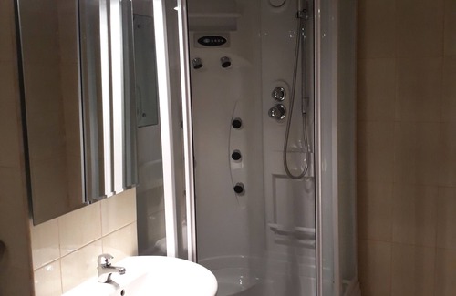 Sinaia Apartment | Lovely new studio, Sinaia