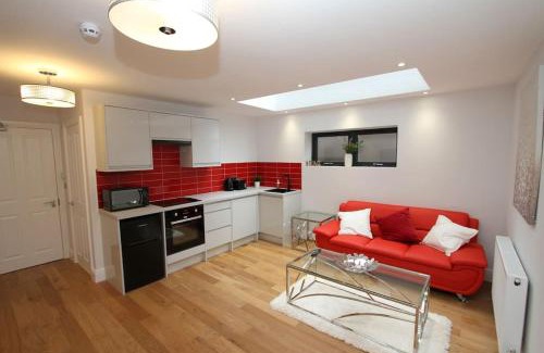 Hoe Street Apartment | Lovely One Bed Apartment-Near All Transport-Village-FreeParking