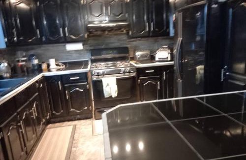 Kingston House | Lovely Place