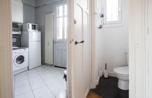 Quartier des Grandes-Carrieres Apartment | Lovely & Quiet à Montmartre