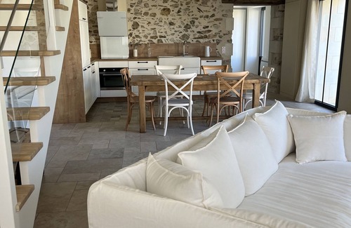 Soulaines-sur-Aubance House | Lovely renovated barn with all comforts.