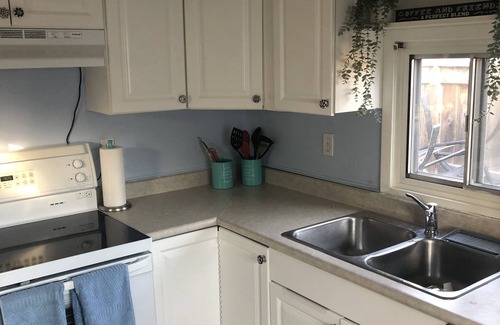 Winnipeg House | Lovely St Boniface home w/king bed + private yard