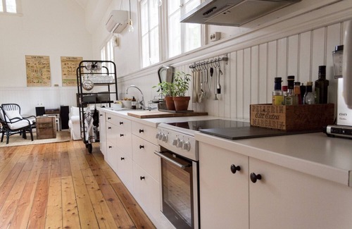 Sjotorp House | Lovely summer cottage in Sjötorp nearby lake Vänern and Göta Kanal