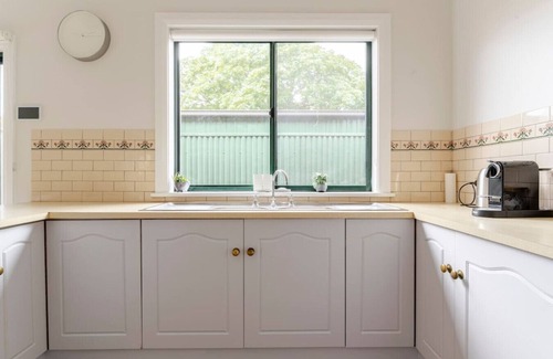 Nailsworth House | Lovely Villa on the Border of Prospect