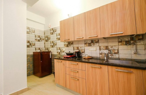 Mandrem House | Low Budget/Luxurious Room Stay, Goa