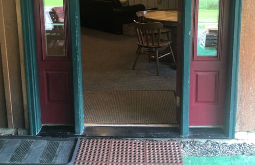 Mid-Hillside House | Lower Hillside Great Home Base for Biking, Hiking, Cross Country, Skate Skiing