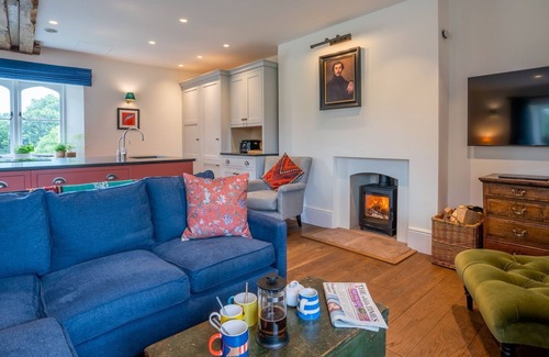 Kentchurch Cottage | Lower Lodge Gatehouse at Kentchurch - Pet Friendly