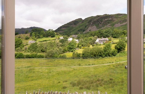 Little Langdale House | Lowfield House - Five Bedroom House, Sleeps 10