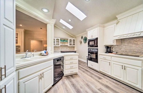 Lubbock Villa | Lubbock Home with Patio about 6 Mi to Texas Tech!