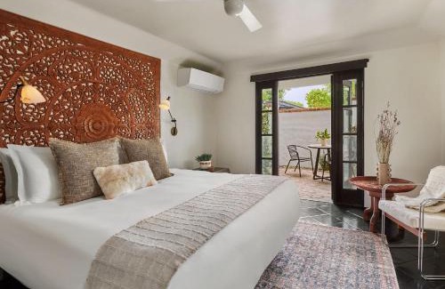 Historic Tennis Club Villa | Lucille Palm Springs