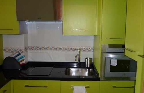 Platina Apartment | Luis Vives accommodation, next to University campus
