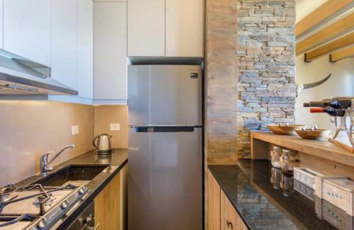 Kfardebian Villa | Lumber's 3-Bedroom House with Garden in Bakish