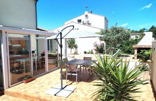 La Celle-sous-Gouzon Villa | Lumineuse villa au pied de la pinède