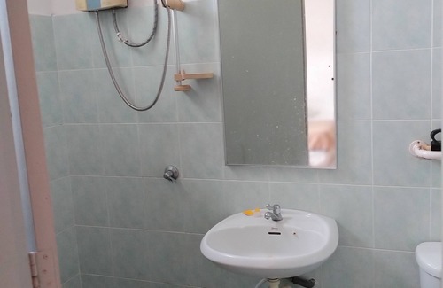 Lumut Resort | Lumut Manjung Perak Homestay swimming pool eta 0136288405