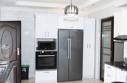 Lusaka Apartment | Lusaka Luxe - Your Private Oasis Awaits in the Heart of Zambia