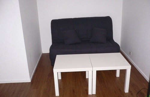 Quartier Pasteur Apartment | Lush greenery in the city center