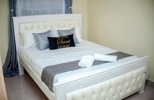 Mbotela Apartment | Lustra Homestay South B