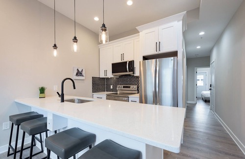 Barney Circle Apartment | LUX 2-Bedroom APT in DC with Patio