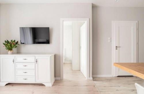 Bialoleka Apartment | LUX 2 pokojowe Apartment in Warszawa z bezpłatnym podziemnym parkingem