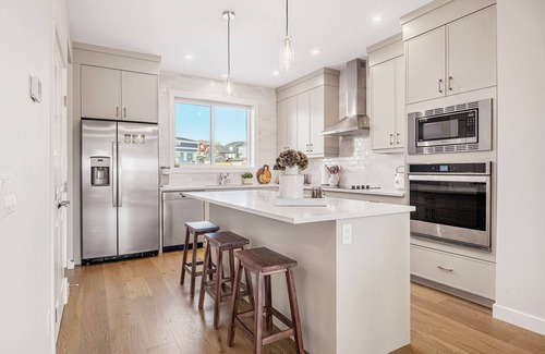 Keith House | Lux Home| Garage |Central AC |Close Banff |Pond View