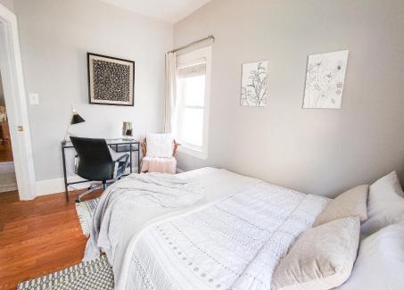 Wellington-Harrington Apartment | Luxe 3BR Apartment at MIT Harvard with FREE parking