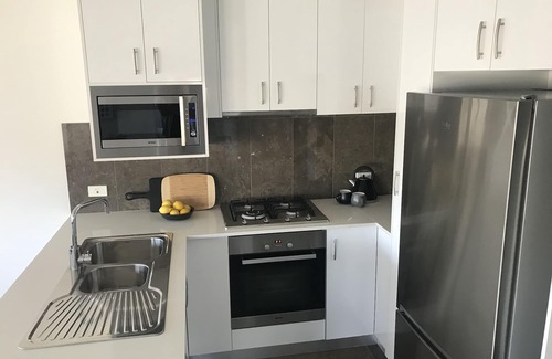 Albury Apartment | Luxe, Central & Quiet. Premium location and quality appointments.