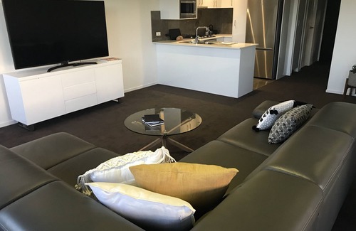 Albury Apartment | Luxe, Central & Quiet. Premium location and quality appointments.