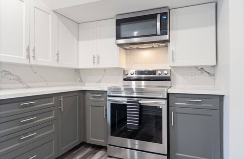 Port Dover Condo | Luxe Lodges on Lake Erie ~ Moonstone ~ Beach House