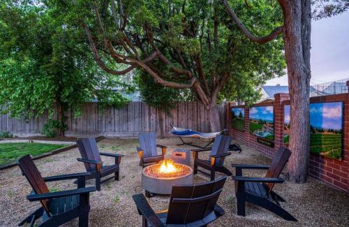 Lodi House | Luxe Retreat Designed For Group Getaways