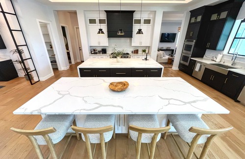 Arts District House | +LUXE Retreat just steps from Old Town Scottsdale! Pool, Spa, Outdoor Oasis +