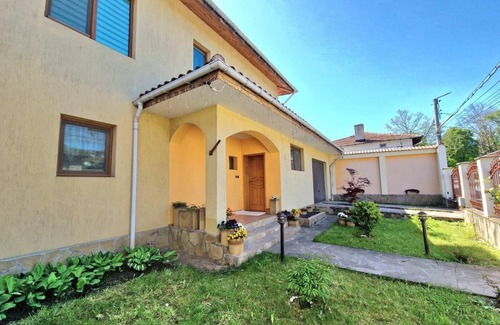 Razgrad House | Luxorious House in the Hearth of the Town