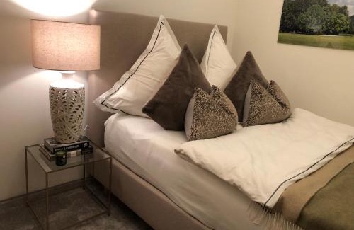 Munchner Freiheit Apartment | Luxuriöses Loft mit großer Sonnenterrasse & Sauna