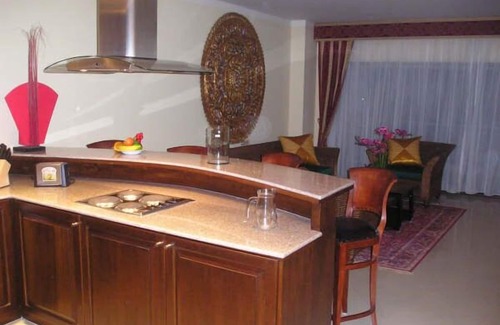 Si Racha Condo | Luxurious 2 Bedroom Condominium On a 4 Star Golf Course